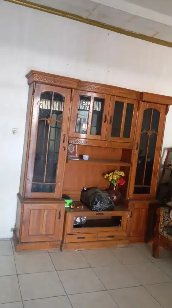 Jual kursi tamu+meja dan almari