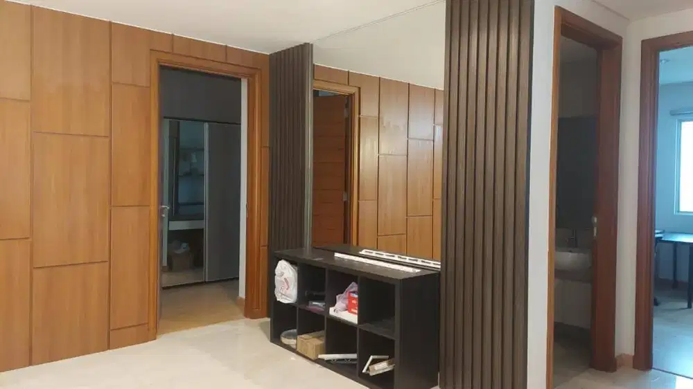 SEWA TAHUNAN APARTEMEN WATERPLACE 3BR ASCOTT PRIVATE LIFT