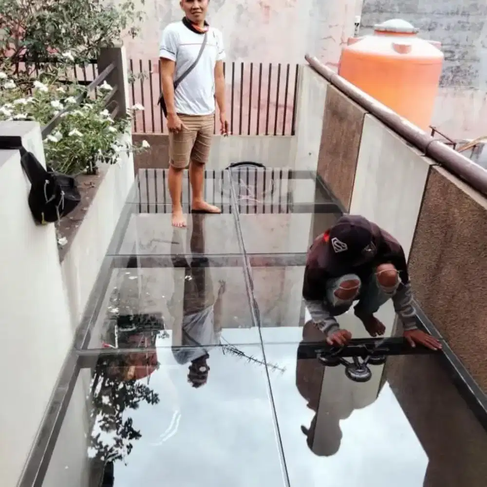 Kanopi atap kaca