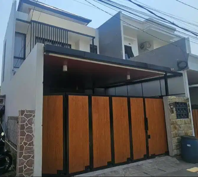 Rumah Modern 2 Lantai Siap Huni | LT 120m² LB 150m² | SHM | 3 KT
