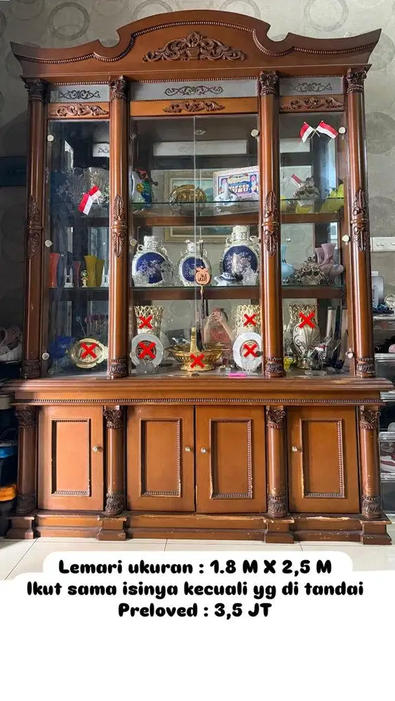 LEMARI HIAS Unik