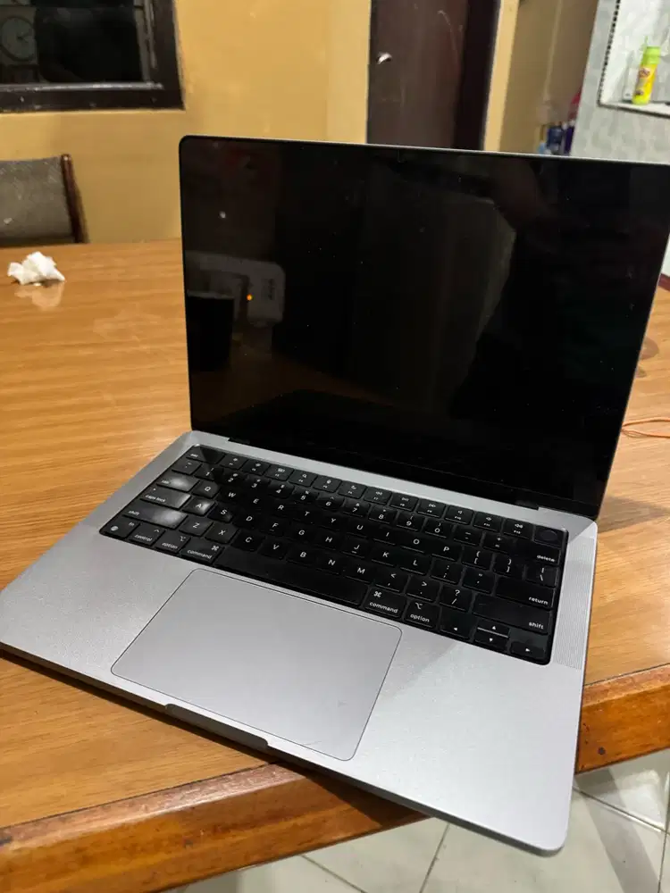 MacBook Pro M2 Pro RAM 16GB SSD 512GB Fullset Mulus Siap COD Surabaya