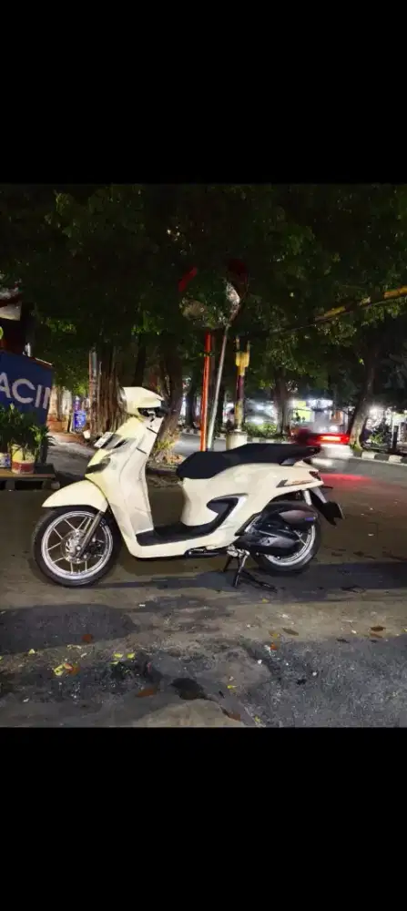 Honda Stylo 160 CBS