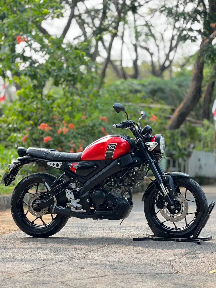 YAMAHA XSR 155 MERAH 2023 KM LOW PAJAK PANJANG SUPER MULUS