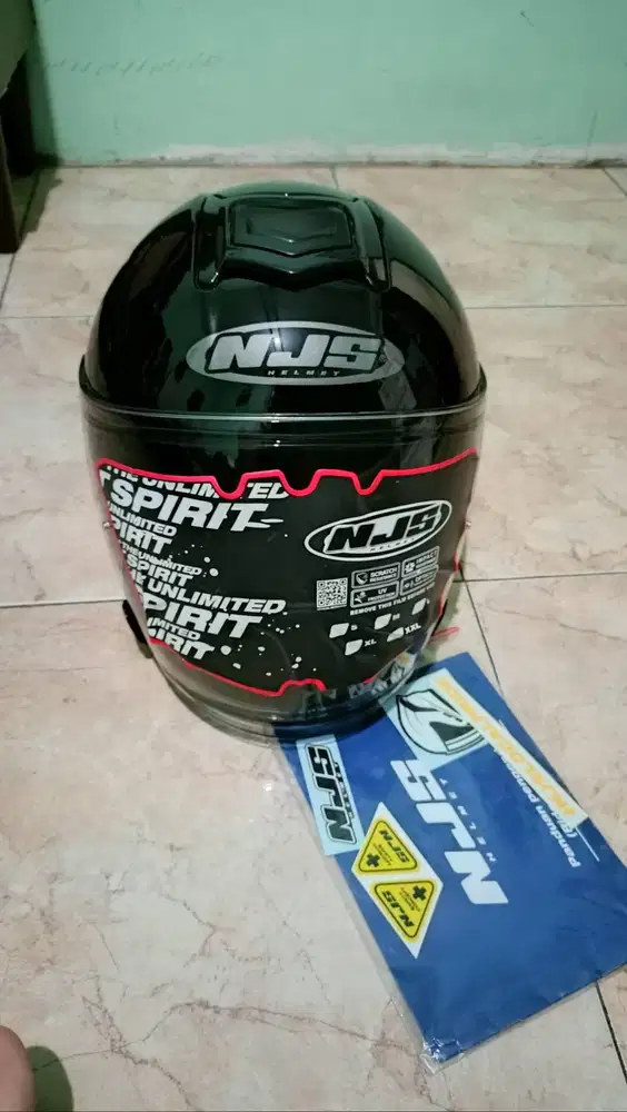 Helm NJS Kairoz Black Glossy Size M