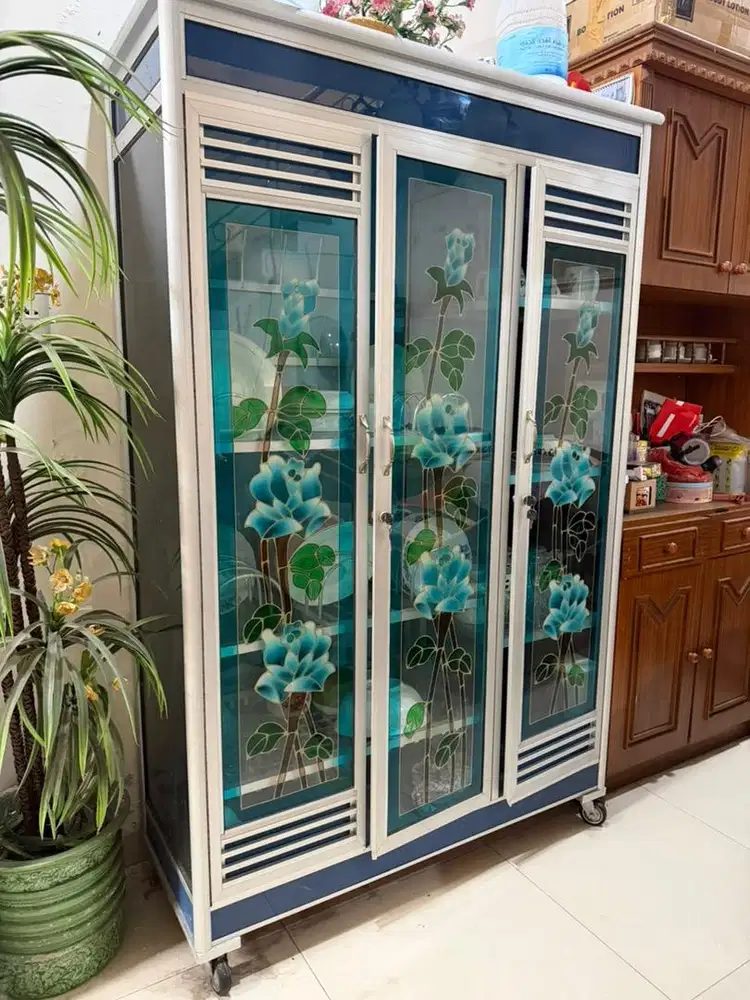 RAK PIRING 3 pintu