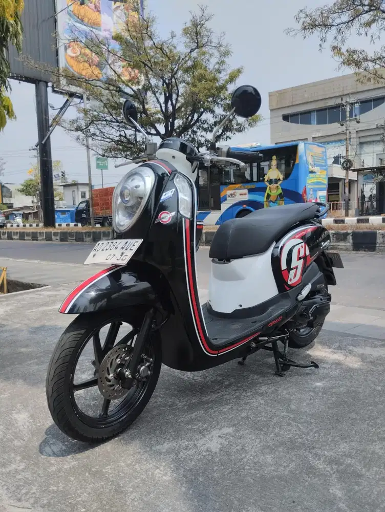 Honda Scoopy fi 2015