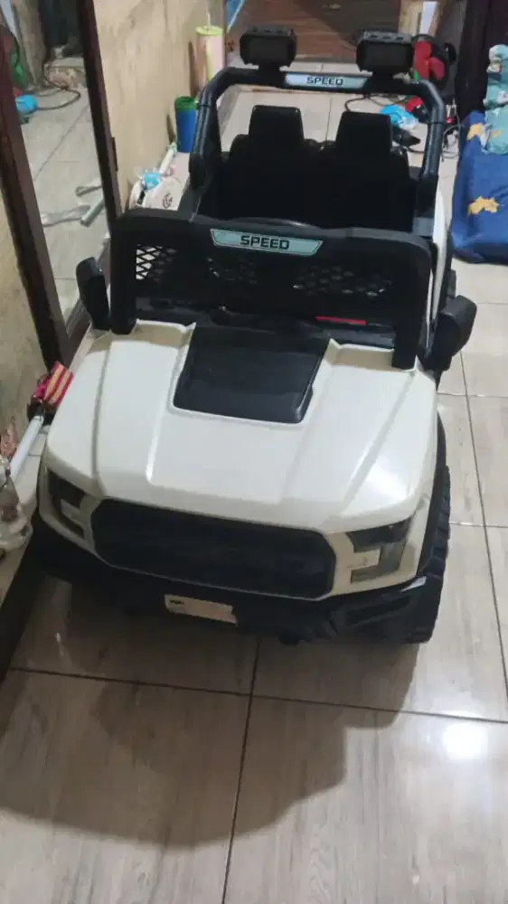 Mobilan aki anak