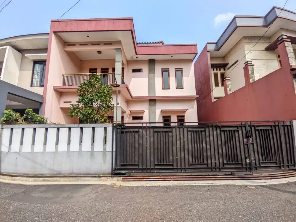 SUPER MURAH*JUAL CEPAT AJA RUMAH MINIMALIS & TERAWAT 2 LANTAI DI BUAHBATU MARGACINTA  KOTA BANDUNG