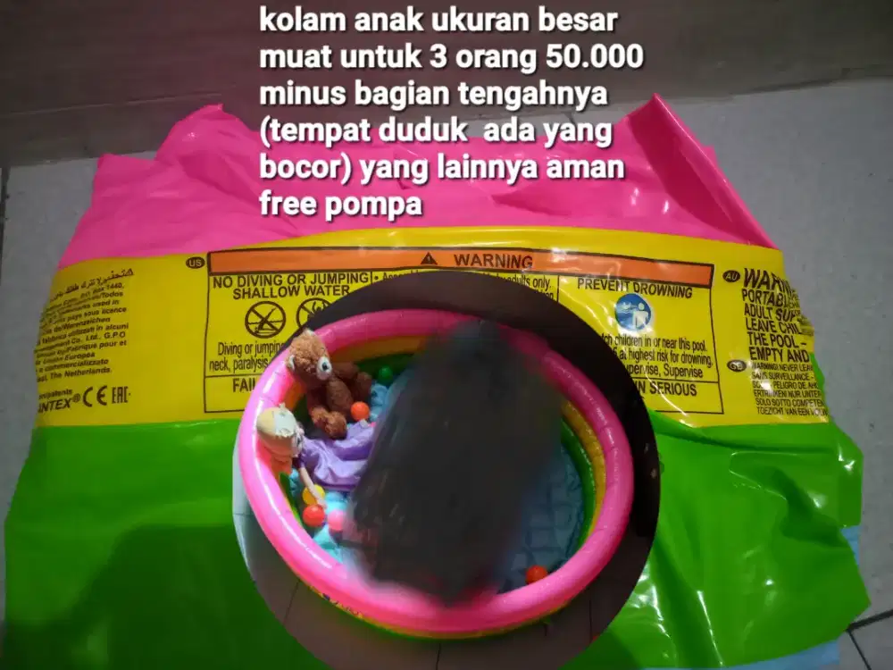 Kolam renang anak intex
