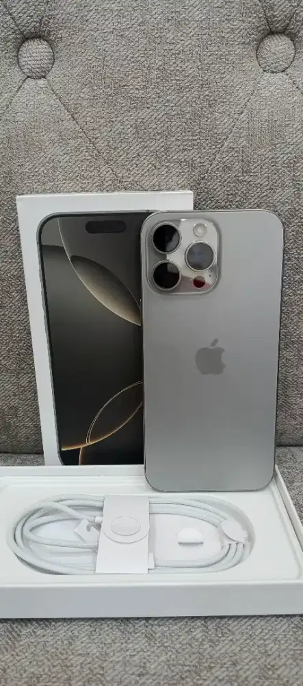 iPhone 16 promax 256 natural inter