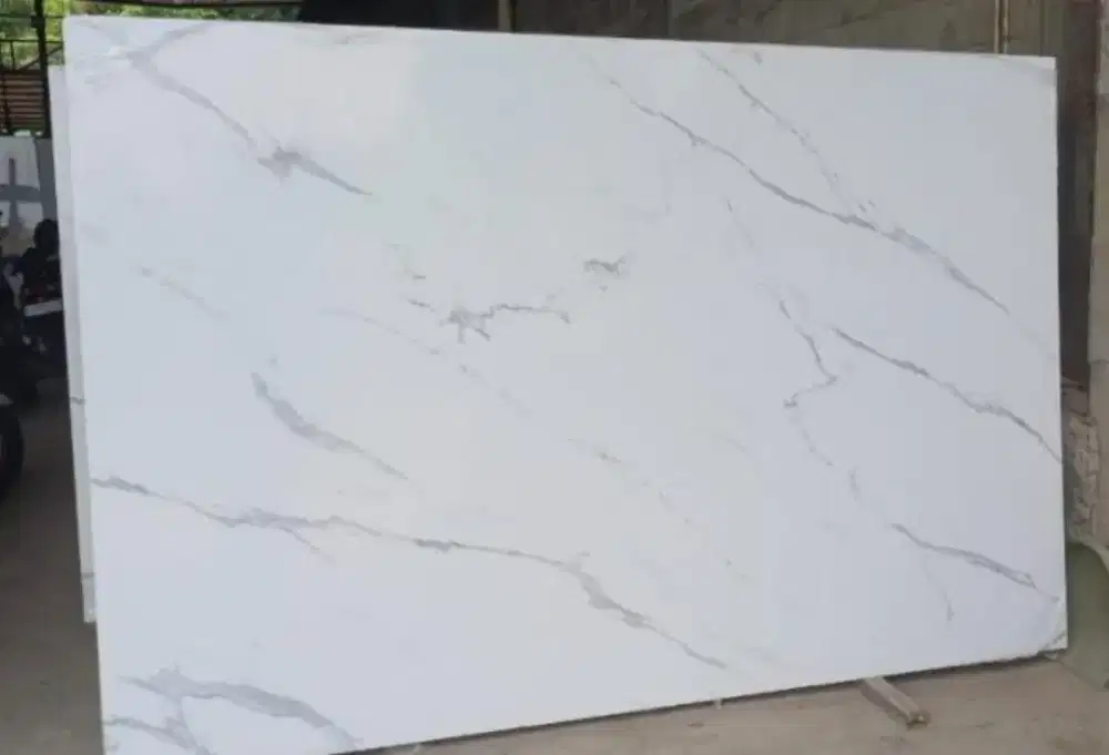 Pasang Marmer Granit (White Carara)