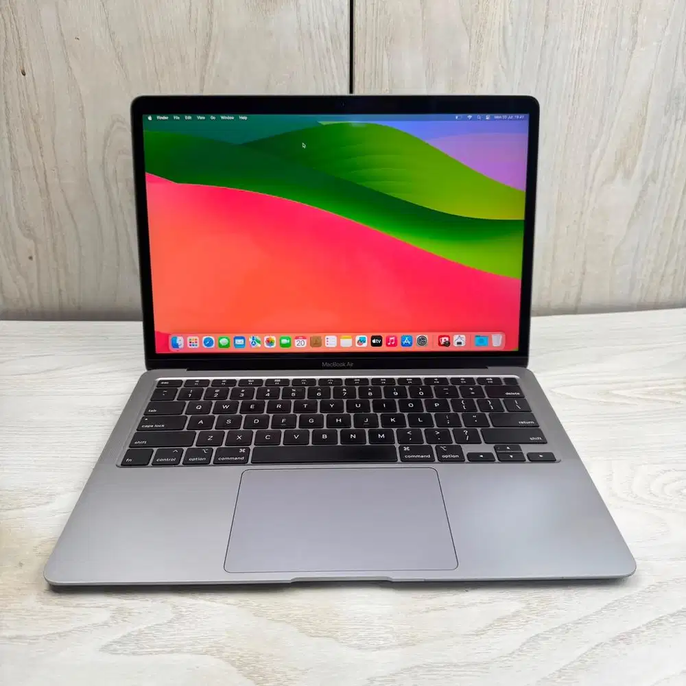 Macbook Air Retina 2020 8/256