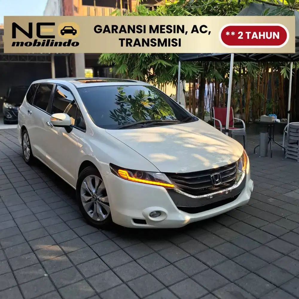 HONDA ODYSSEY 2.4 BENSIN AT 2011 PUTIH METALIK