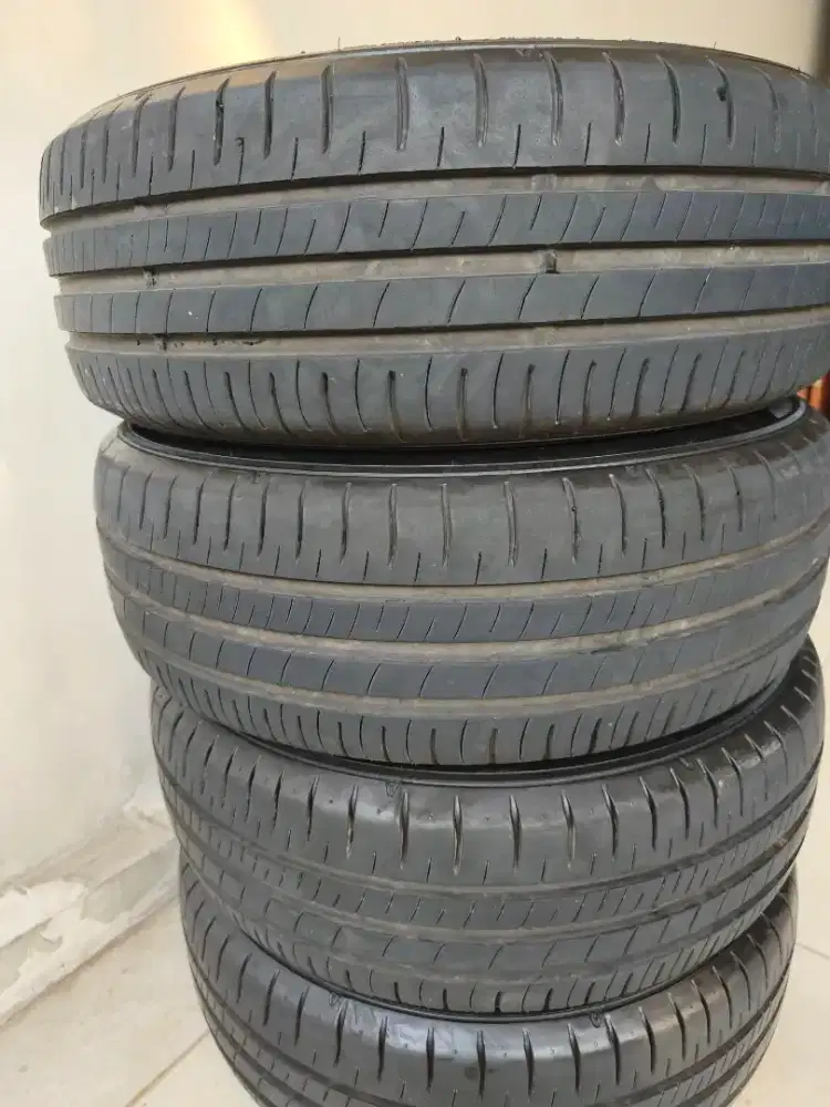 Ban Ukuran R 15