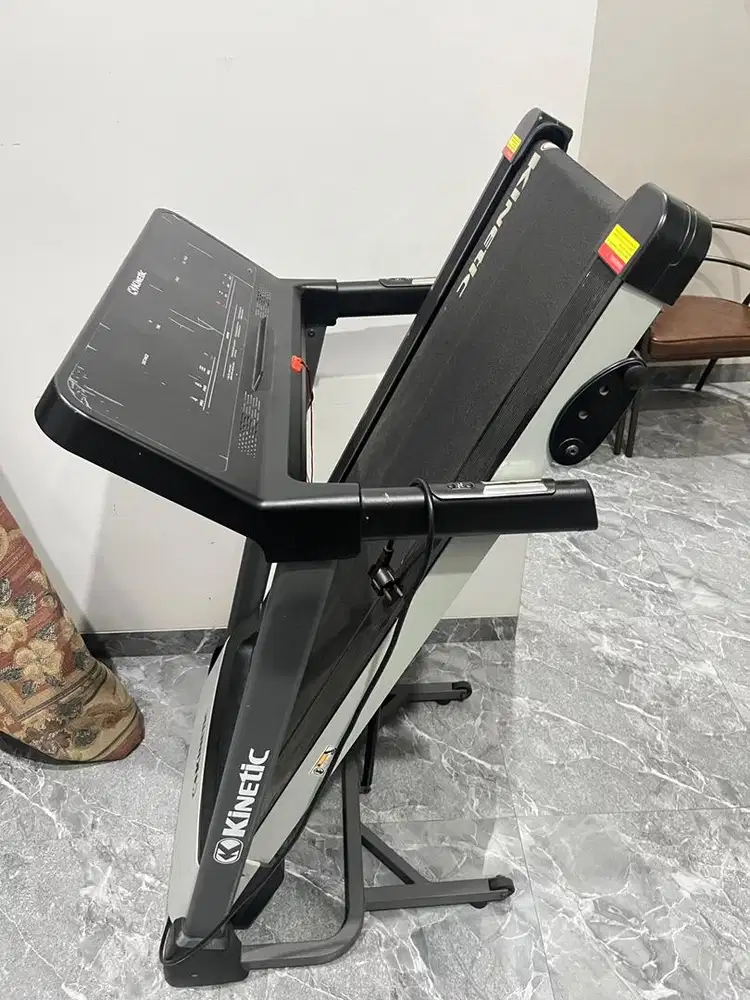 ALAT OLAHRAGA SECOND TREADMILL KINETIC