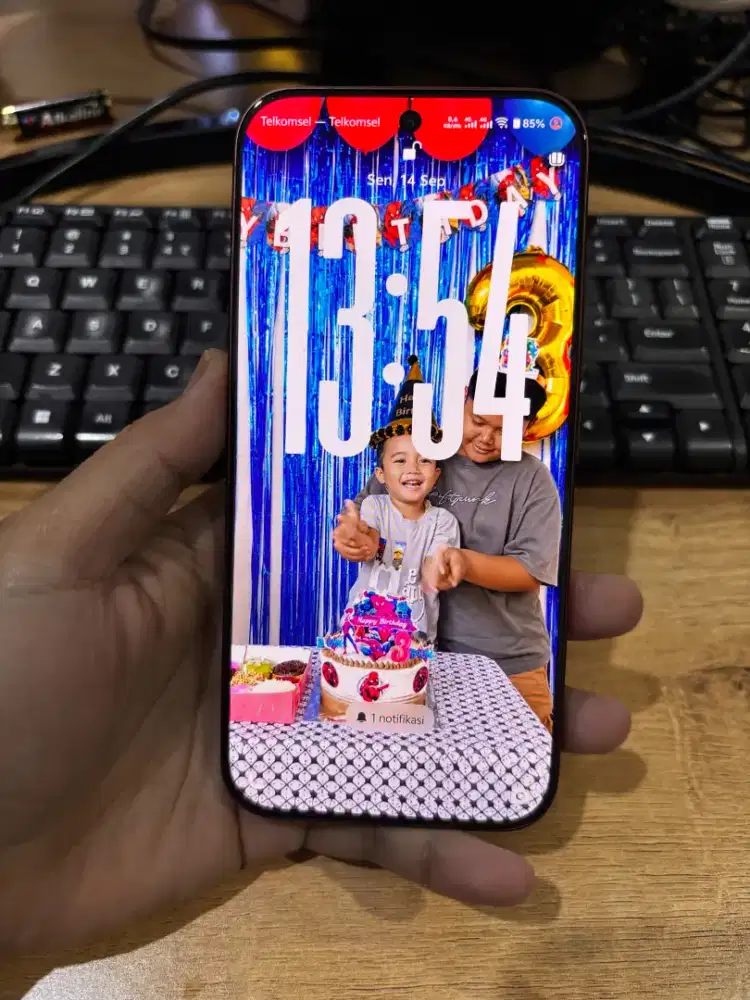 Vivo v70 RAM 12/512