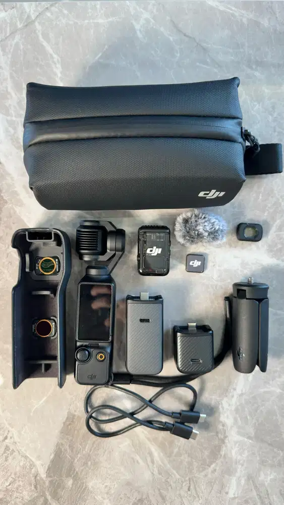 DJI Osmo Pocket 3 Creator Combo Fullset Mulus