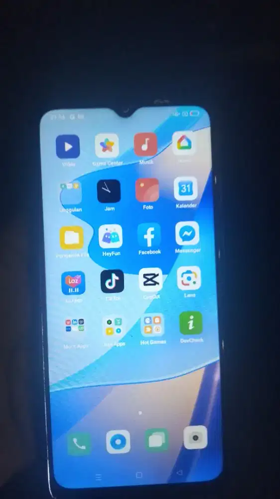 Oppo A16 Ram 6 minus layar agak blur tapi masih ternag banget