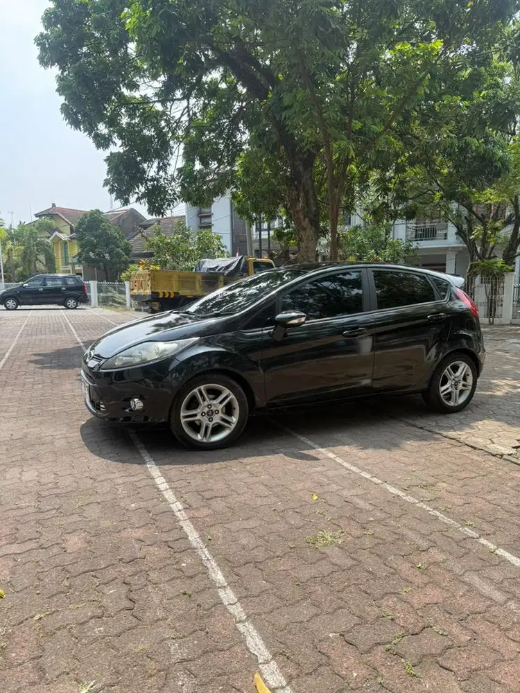 Ford Fiesta S 1.6 A/T