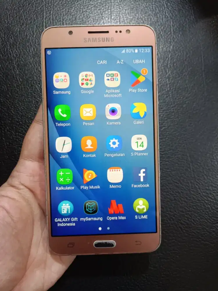 Galaxy J76-Duos.4G.Ram 2/16GB.ORI #GOLDEN PONSEL