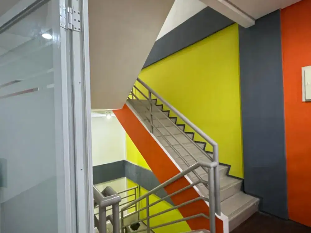 Ruko rapih siap pakai di Kirana Boutique Office - Kelapa Gading Jakarta Utara