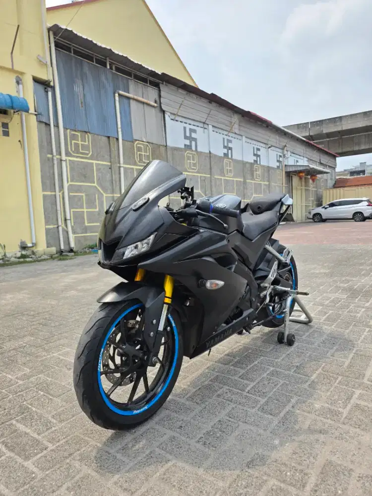 Yamaha R15 V3 Hitam 2017