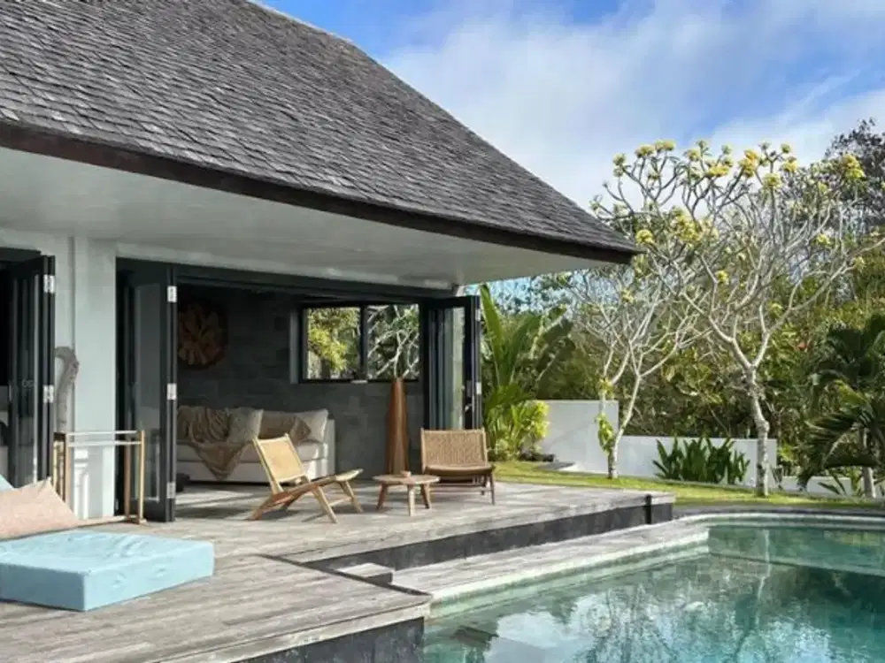 FOR SALE SUNSET VIEW VILLA IN THE HEART OF LABUAN SAIT ULUWATU BADUNG