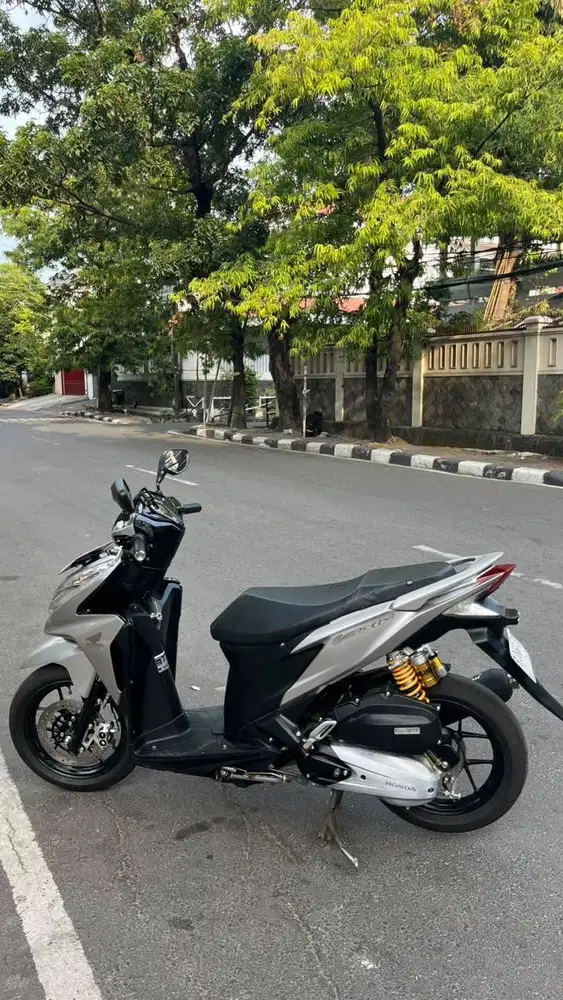 Vario 125 PGM FI / KZR 2013