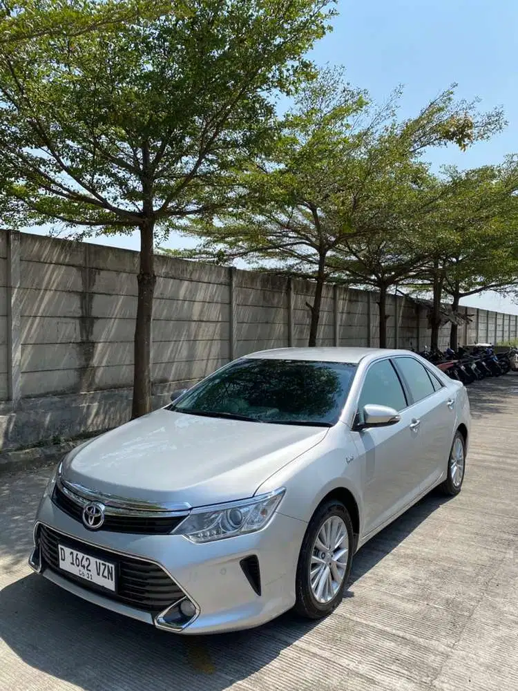 Toyota Camry 2015 Bensin
