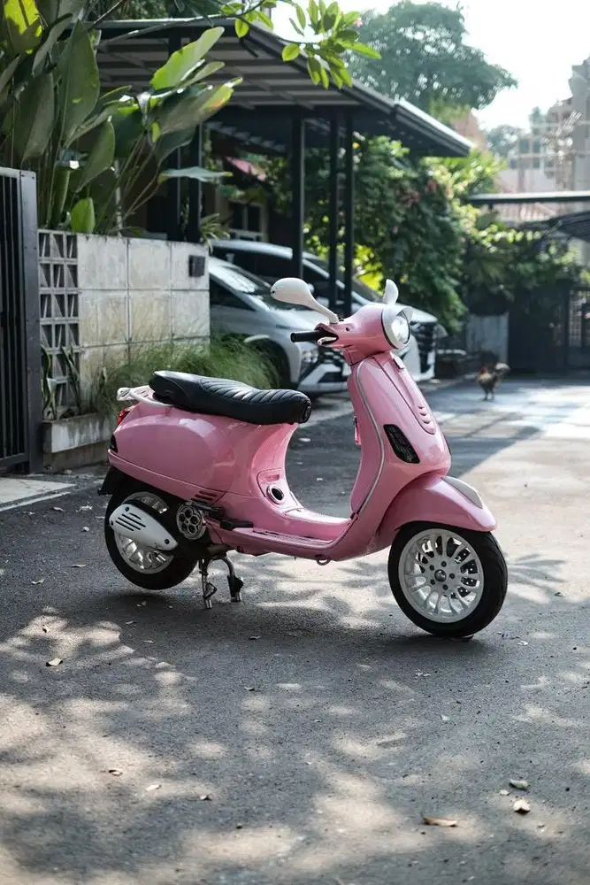 VESPA LX 150 2VIE TAHUN 2011
