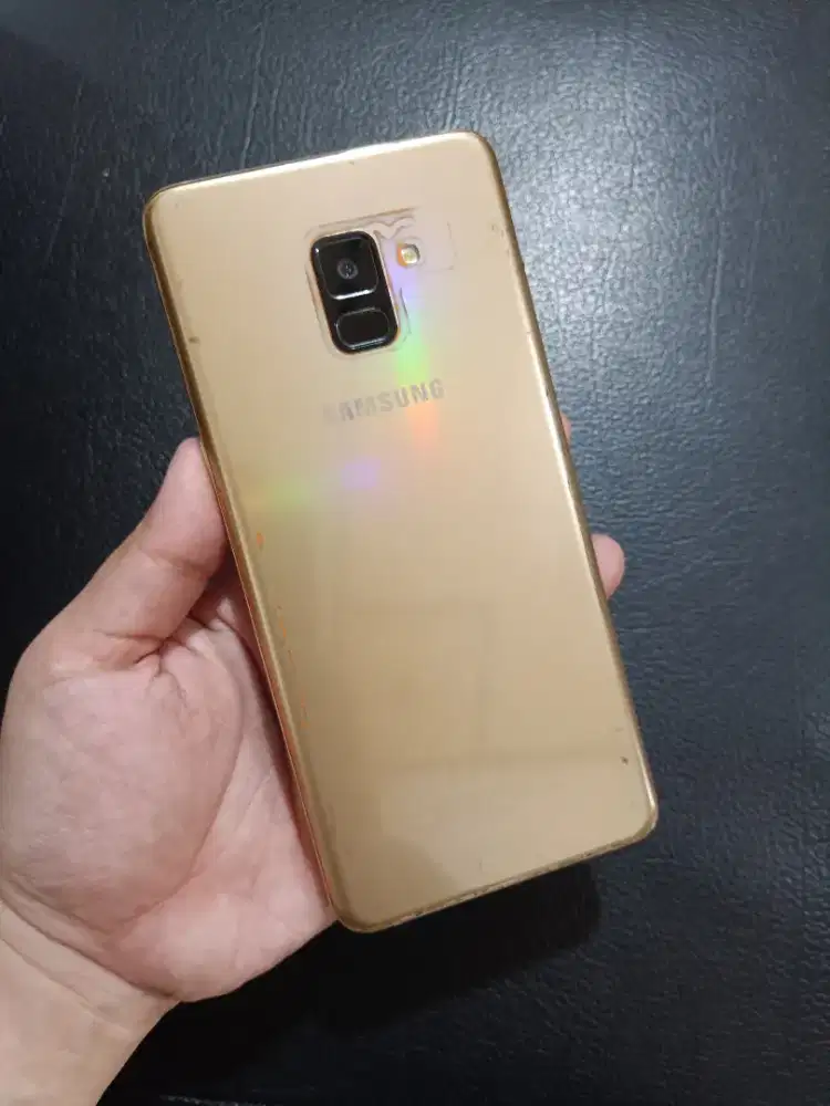 Samsung A8 Plus-4G.Amoled.NFC.Ram 6/64GB.ORI #GOLDEN PONSEL