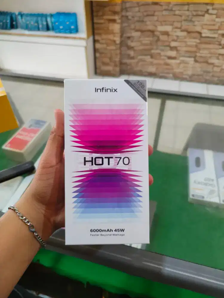 INFINIX HOT 70 4/128 GARANSI RESMI