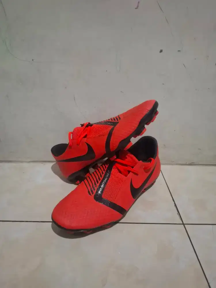 Sepatu bola nike phantom venom academy red original, bisa utk minisocc