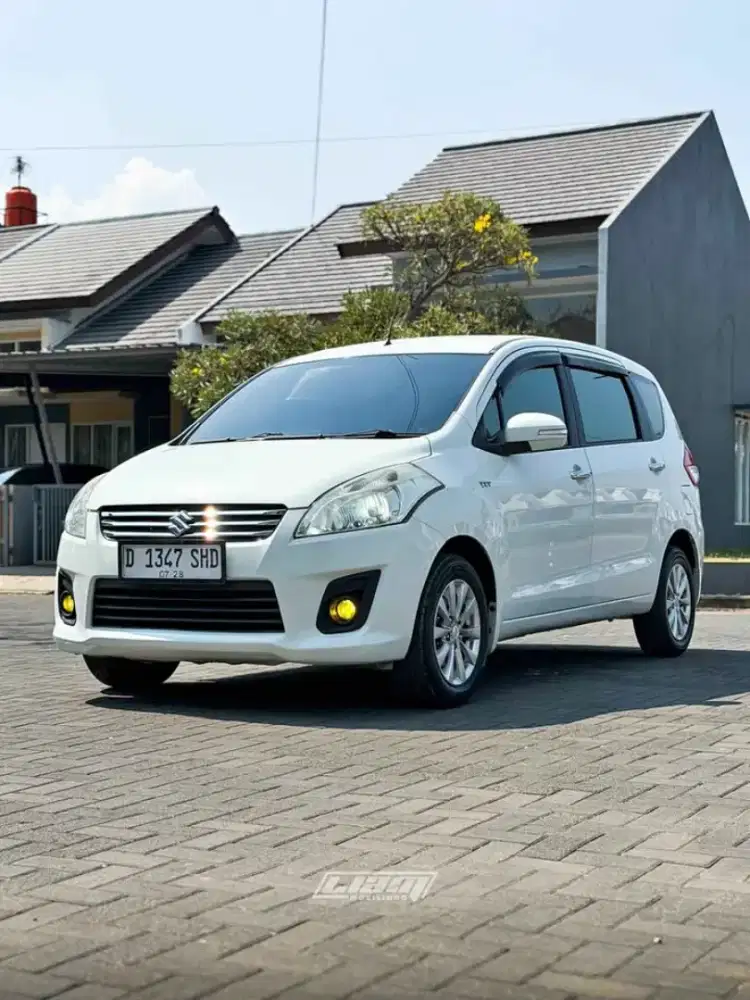 Suzuki ERTIGA GX A/T Tahun 2014
KM 152rb
Interior bersih dan terawat