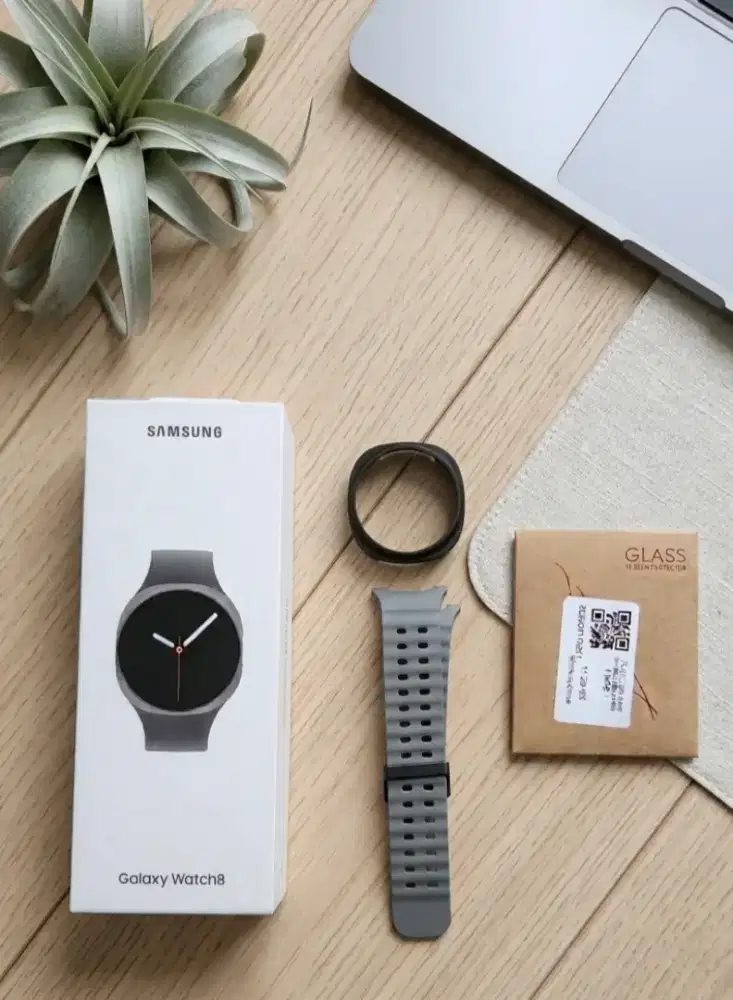 Galaxy Watch 8 44mm BNIB ++BONUS