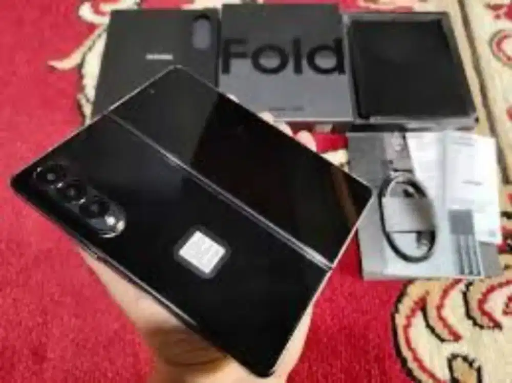 Nyari hp iphone