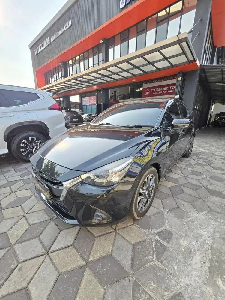 Mazda 2 R matik Tahun 2018