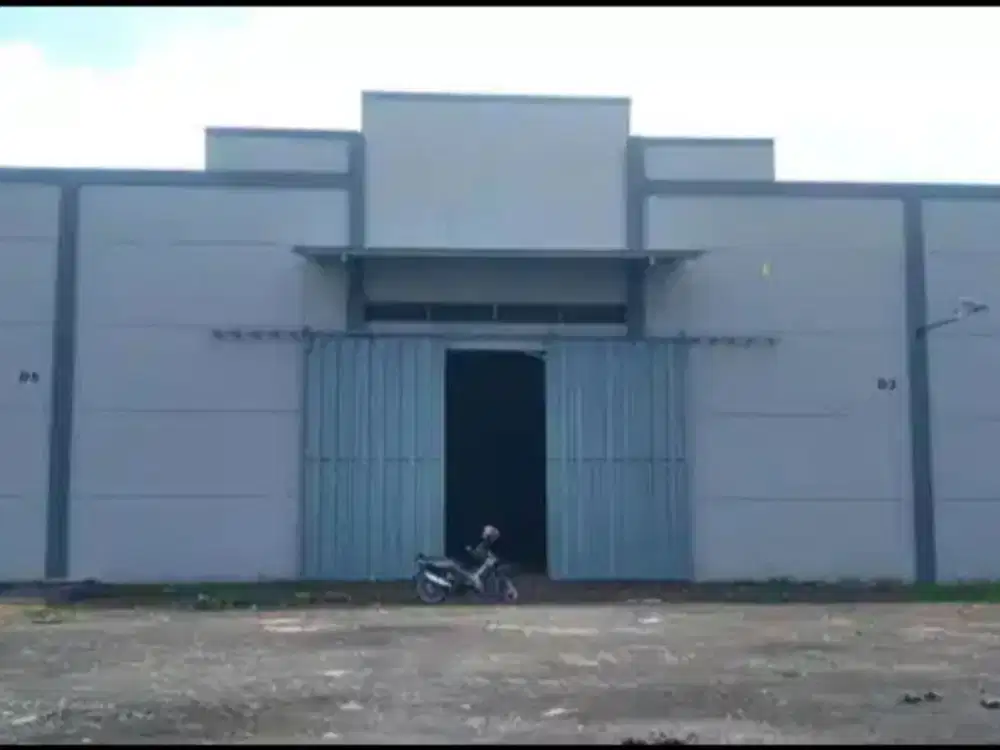 DISEWAKAN GUDANG