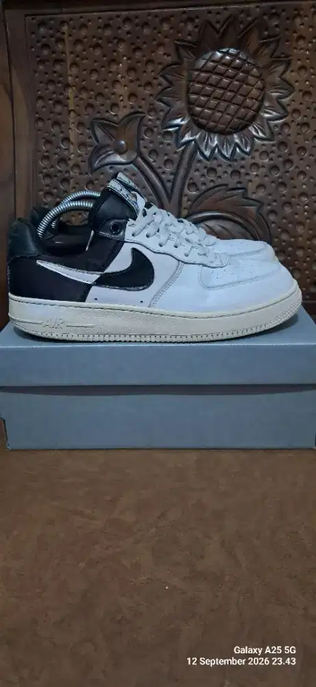 Sepatu Casual dari Nike AF 1 size 42