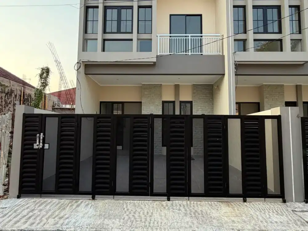 Rumah Baru Gress, Klampis Anom, Perumahan Wisma Mukti, dekat perkantoran