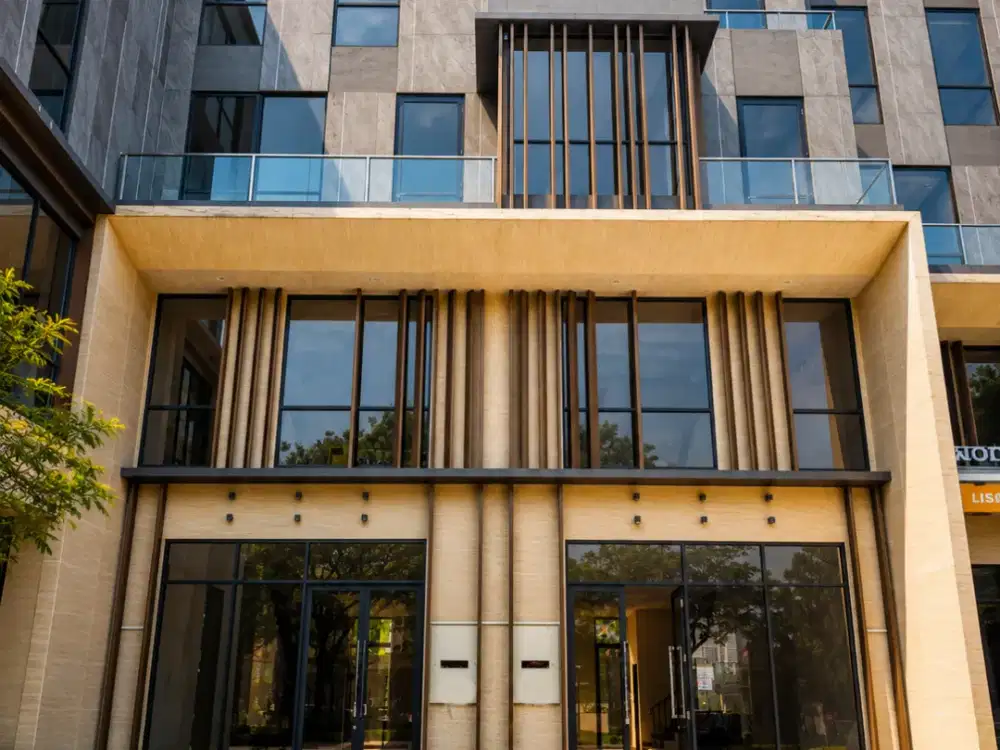 TURUN HARGA Disewakan 4 Lantai+Lift di Ruko Cascade Studio Loft Lokasi strategis di BSD City