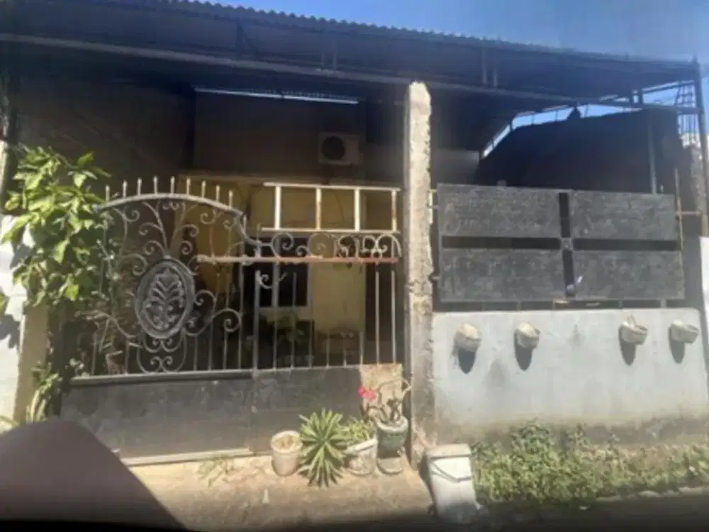 Dijual Rumah Makassar sekitar Jalan Barombong