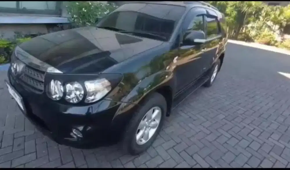 Toyota Diesel 2011 Plat W