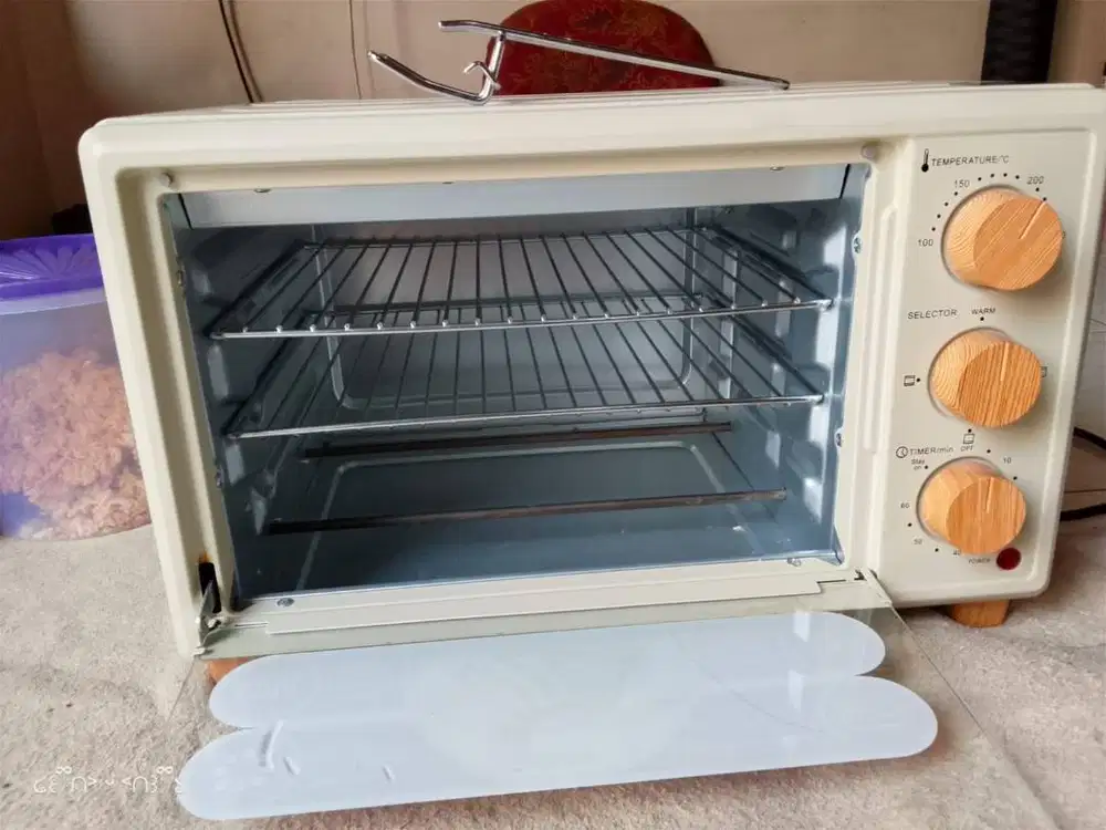 Oven kue merk kirin
