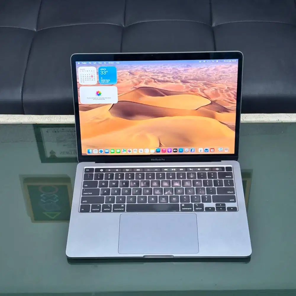 MacBook Pro 2020 i5 10th Gen 16GB/1 TB Touchbar