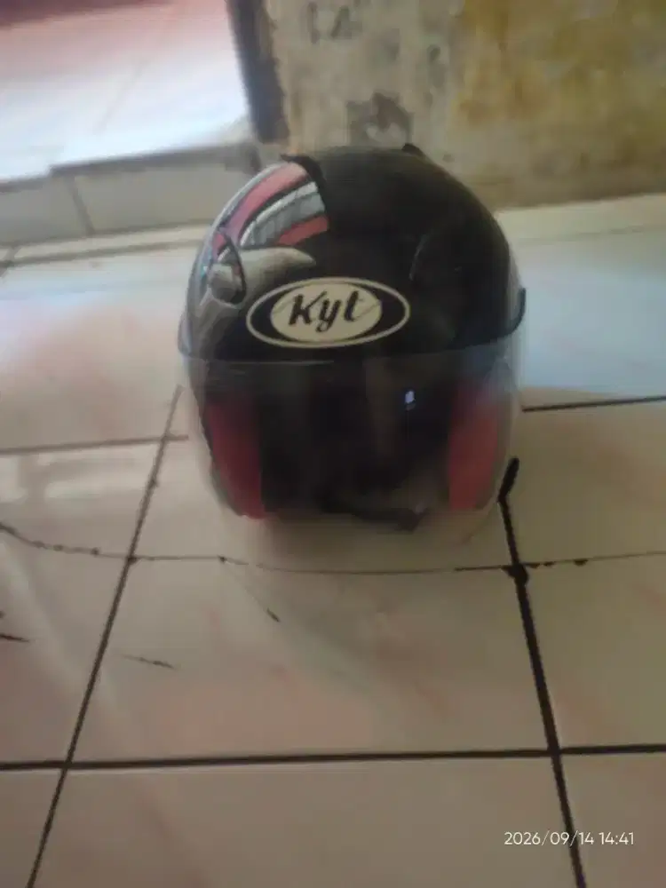 Jual helm bekas