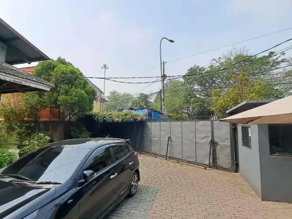 Tanah Ada Bangunan Siap Pakai Harga 40% Dibawah NJOP Dekat Mall dan Apart Basura di Cipinang Jaktim