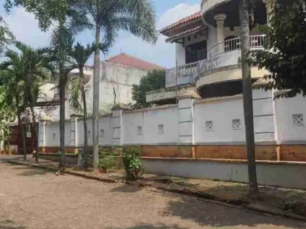 Dijual Rumah Lokasi Super Bagus Modern Hill Harga Miring