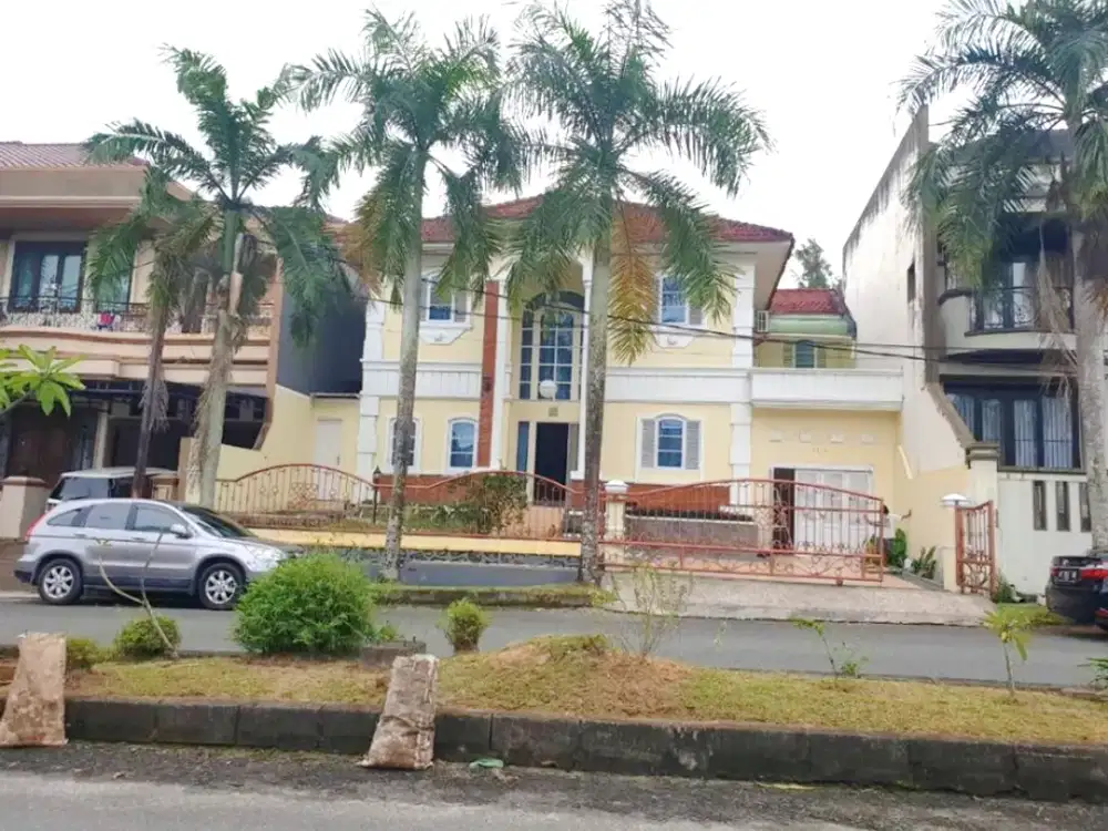 DIJUAL RUMAH BOULEVARD BALIKPAPAN BARU BB